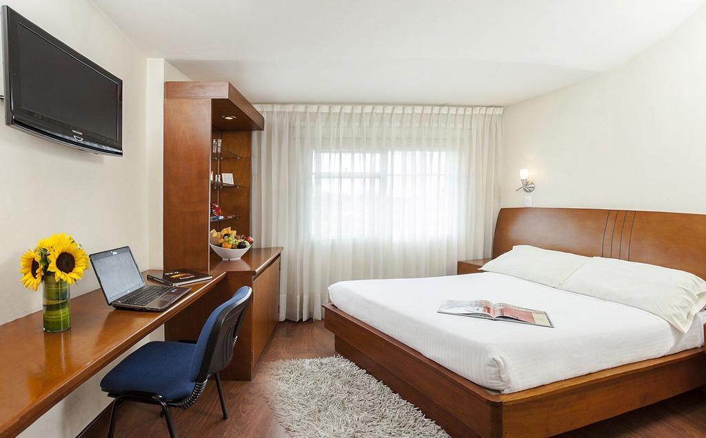 Teusaquillo Boutique Hotel Bogota Bagian luar foto