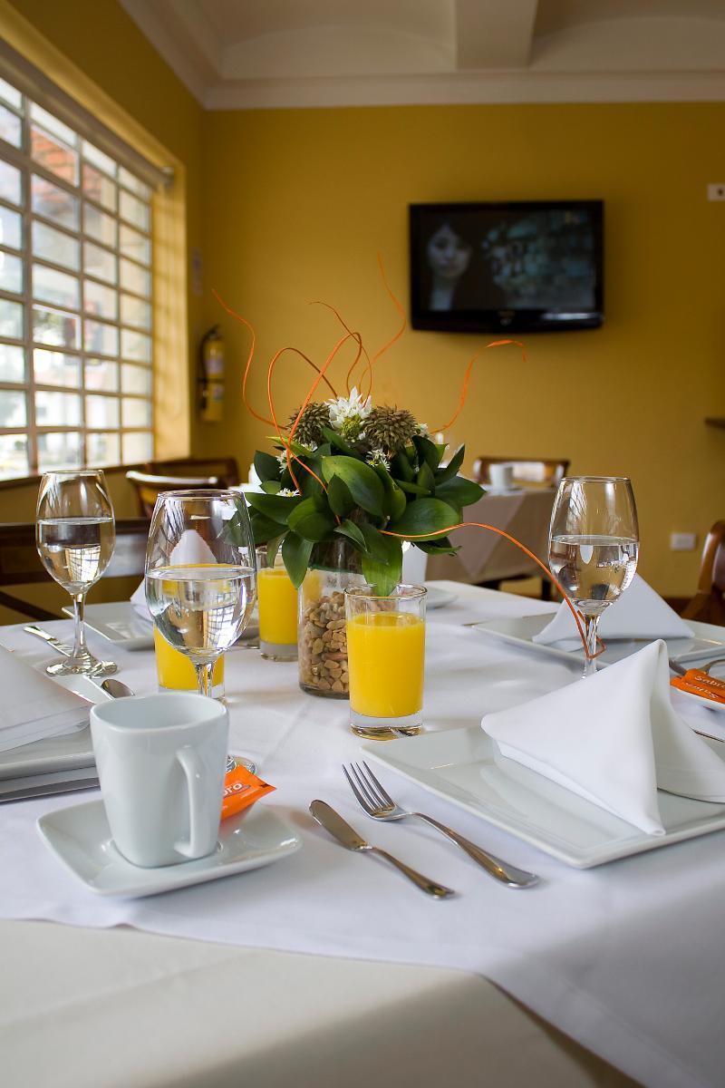 Teusaquillo Boutique Hotel Bogota Bagian luar foto