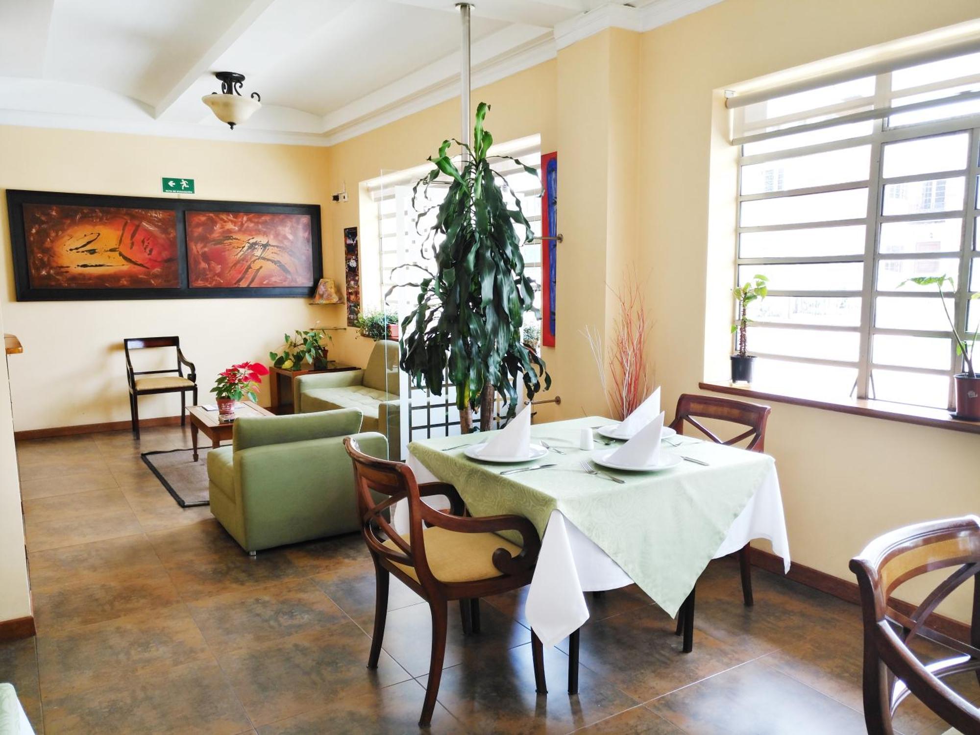 Teusaquillo Boutique Hotel Bogota Bagian luar foto